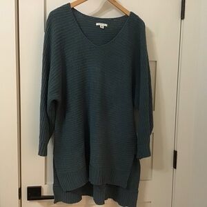 American Eagle Extra Long Sweater/Dress – Women’s Medium
